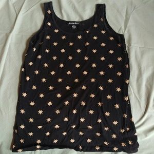 ⭐️⭐️Love by Design tank